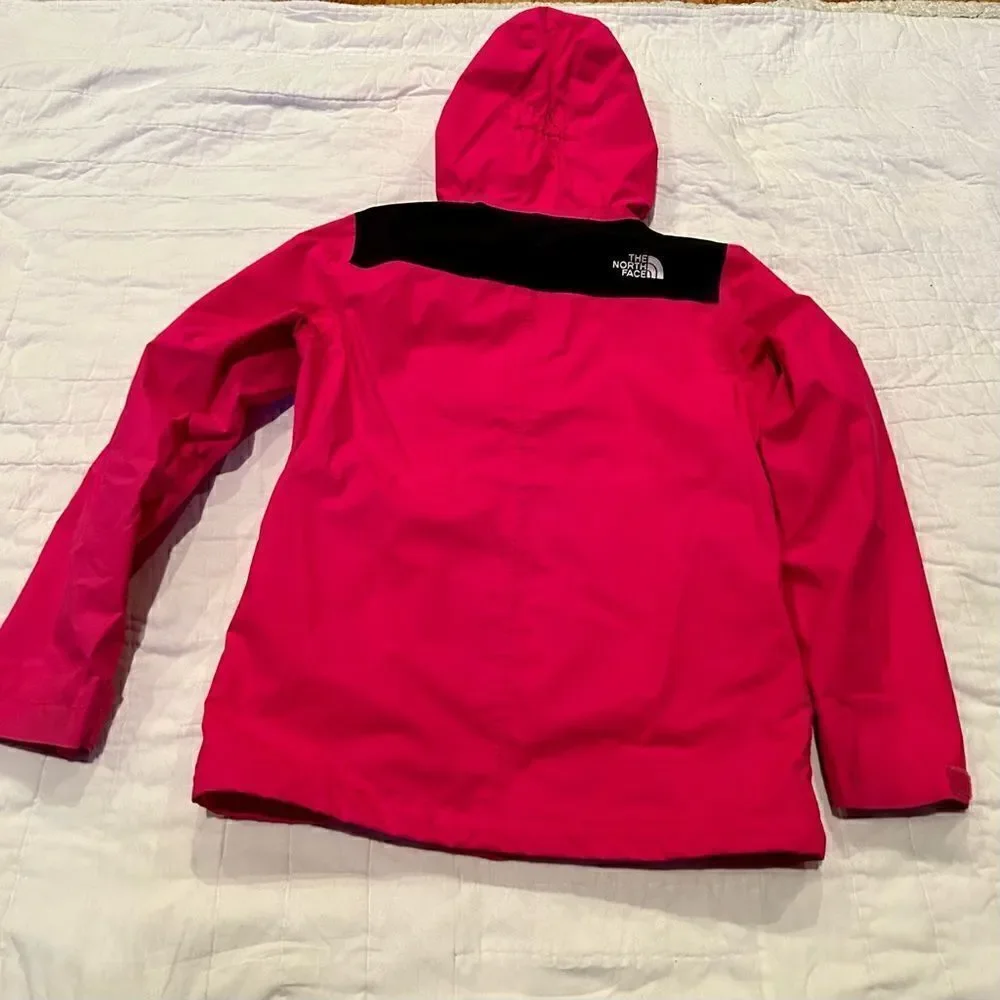 North Face girls Dryvent jacket dark pink medium 10/12 GUC